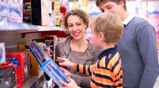73% dos consumidores planejam ir às compras no Dia das Crianças; data deve movimentar R$ 10,3 bilhões no varejo, apontam CNDL/ SPC Brasil