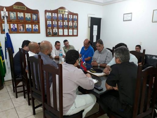 CDL Macaé participa ativamente de reunião sobre segurança no comércio de Macaé